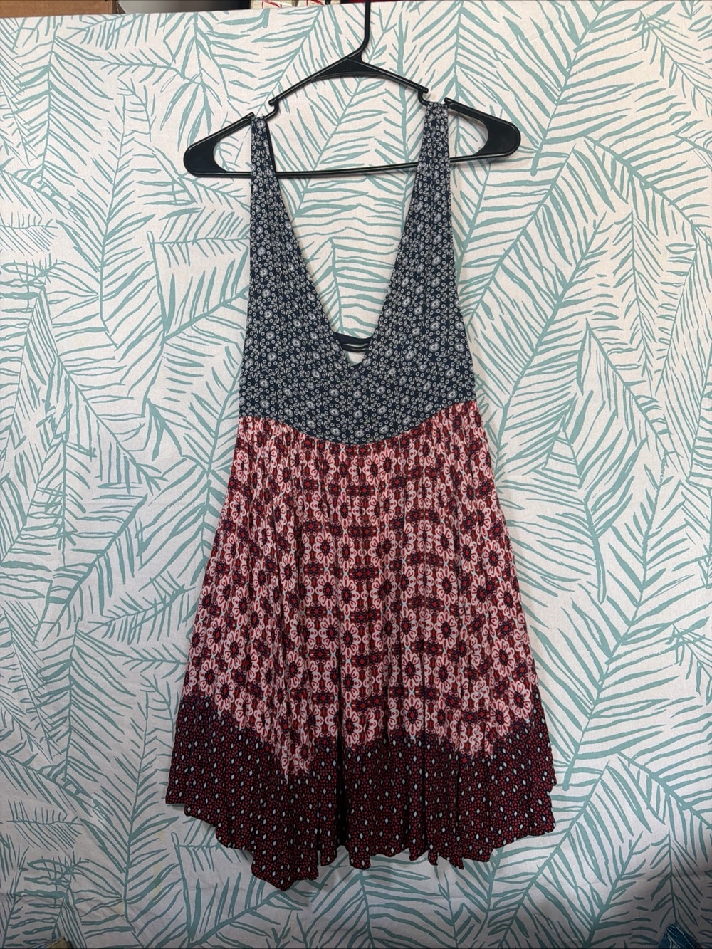 Lulu’s Bohemian Floral Print V-Neck Women's Tie Up Dress - Red & Navy